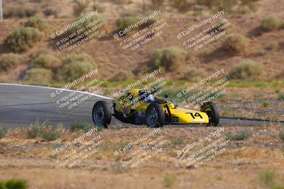 media/Jun-01-2025-CalClub SCCA (Sun) [[eae223c5dd]]/Group 3/Qualifying/